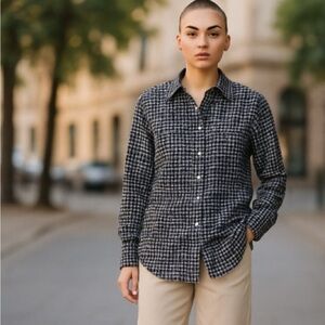 Lysse Women’s Button-Down Shirt. Black Plaid. Size Small